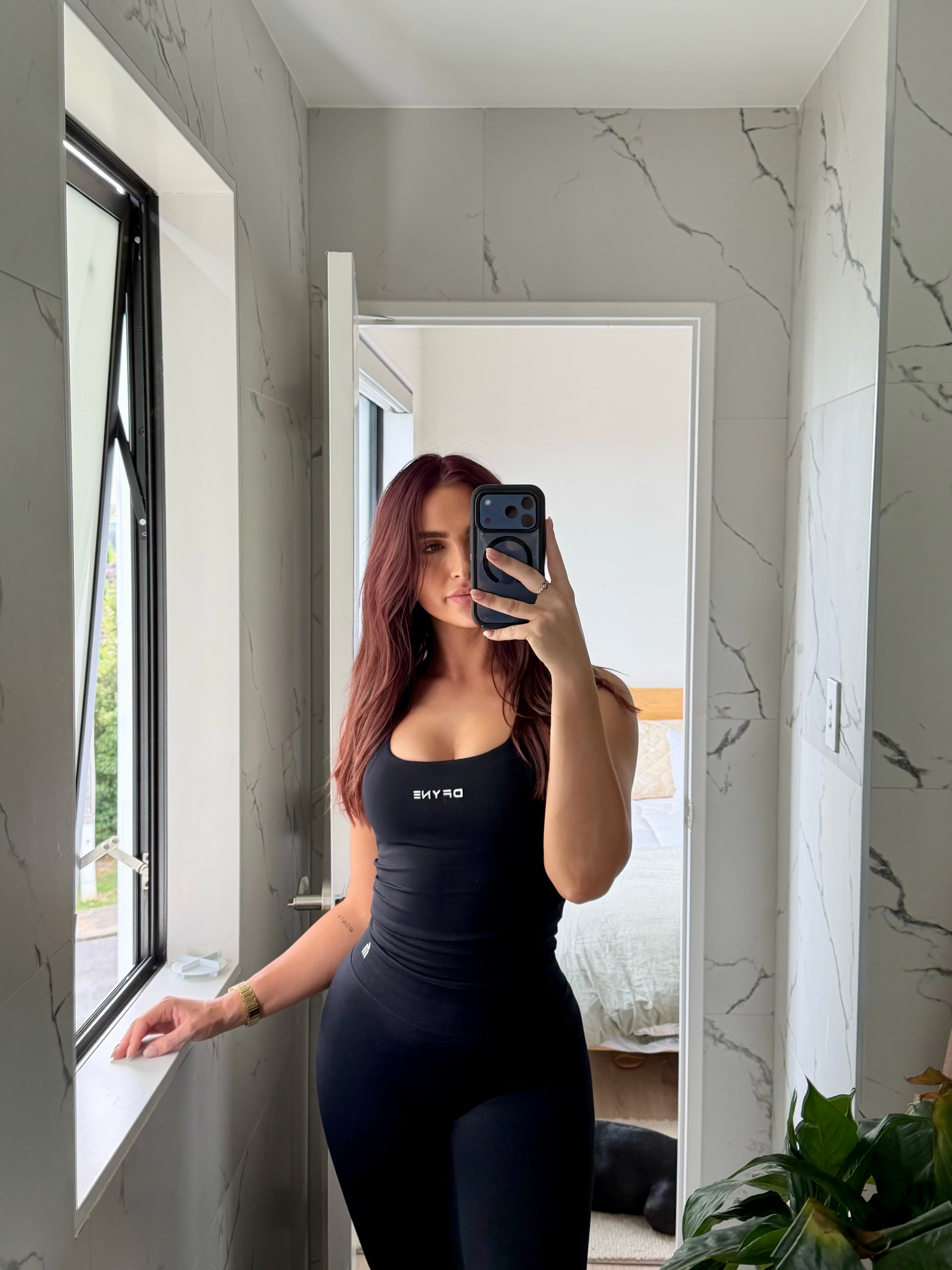 Banner image 3
