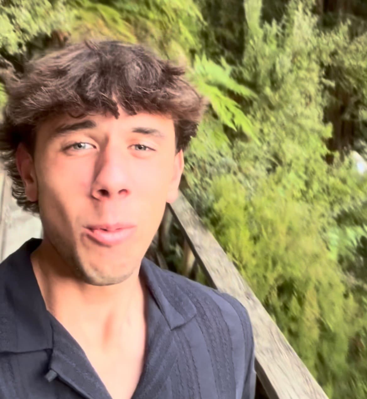 Banner image 3