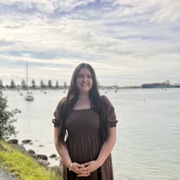 Kenzie Johnston profile