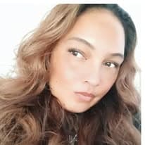 Demelza Marsh profile