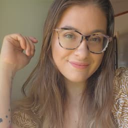 Steph Slattery profile